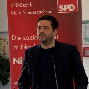 Daniel Schneider